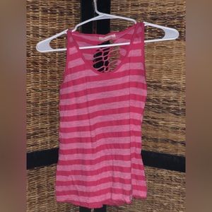 Pink tank top